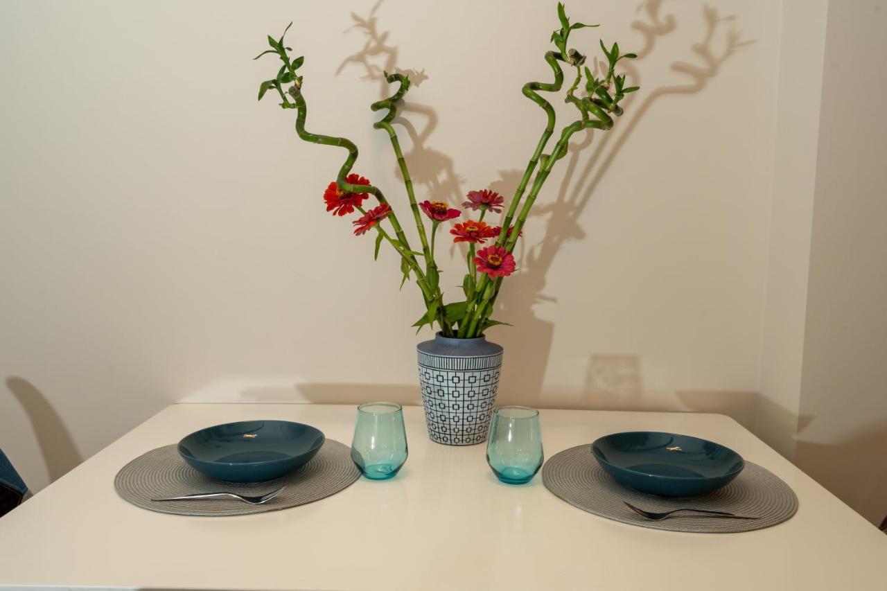 Comfy & Stylish Apt In Ioannina Exterior foto